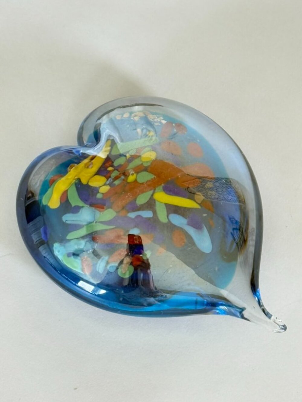 ARTISAN Murano-Like Art Glass Heart Paperweight